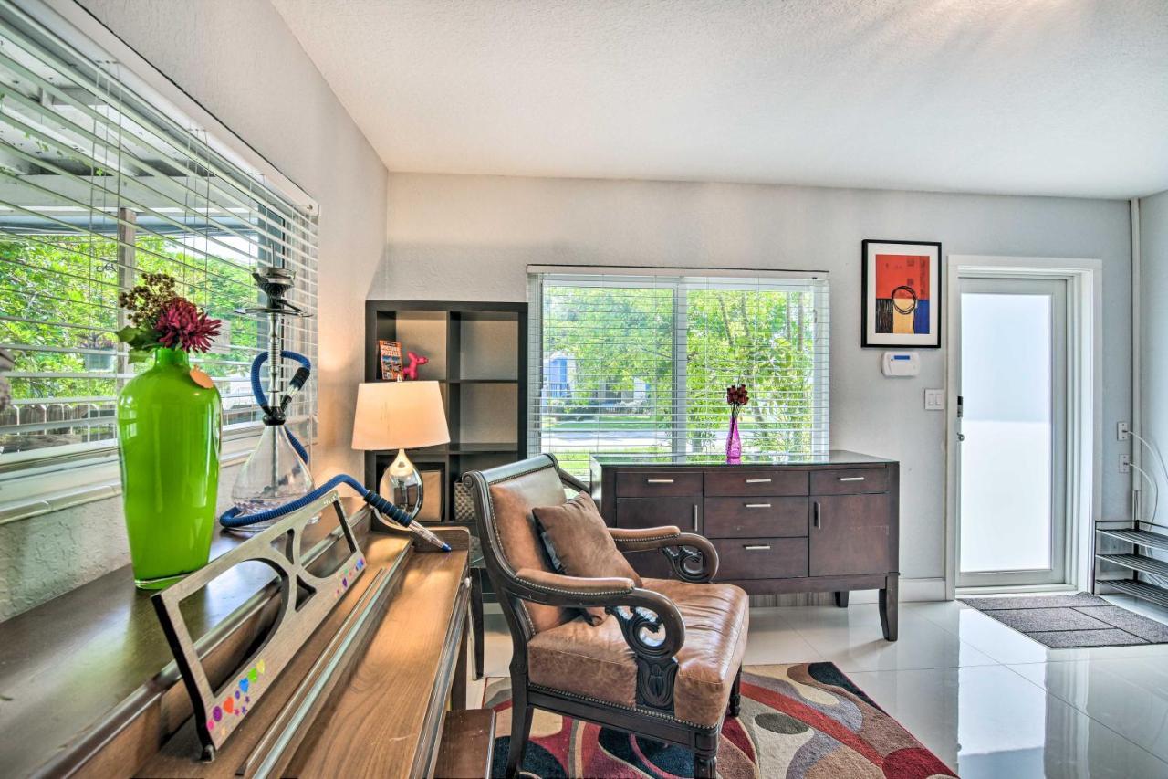 Shady And Eclectic Fort Lauderdale Dwelling With Yard! Ngoại thất bức ảnh