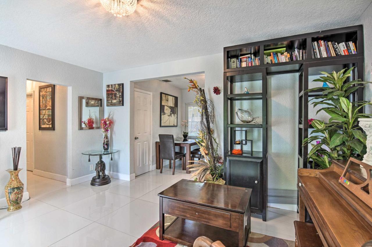 Shady And Eclectic Fort Lauderdale Dwelling With Yard! Ngoại thất bức ảnh